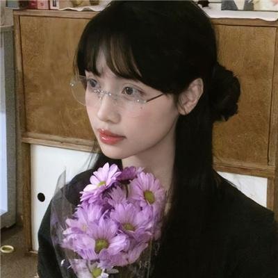 乘风而上的她